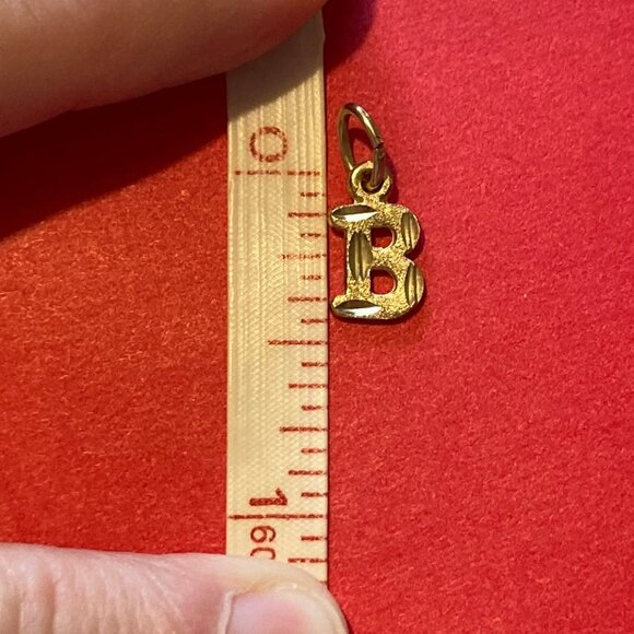 10K gold "B" pendant/charm - Picture 2 of 4